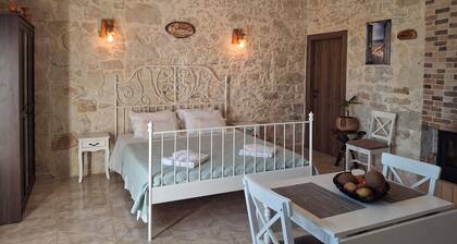 Charming Stone Home in Kissamos – Near Balos & Falassarna!