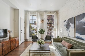 Televisie en een kantoor