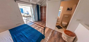 2 habitaciones, tabla de planchar con plancha y wifi gratis 