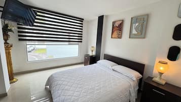 4 habitaciones, escritorio, tabla de planchar con plancha y wifi gratis