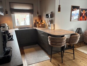 Private kitchen - Vrbo Property (Saalfelden am Steinernen Meer)