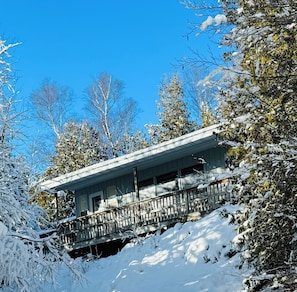 Exterior - Glidden Cottage -Beach Access! (Sturgeon Bay)