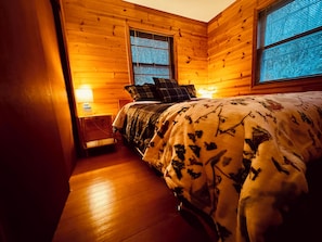 Room - Glidden Cottage -Beach Access! (Sturgeon Bay)