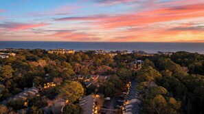 Apartment (2 Bedrooms) | Interior - Treetops 4904 by Avantstay Hilton Head Condo + Balcony + Shared Pool + Tennis Court + Near Beach and Dining (Hilton Head Island)