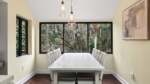 Apartment (2 Bedrooms) | Bahagian dalam