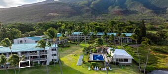 Molokai Oceanview Oasis | Wavecrest Resort Retreat
