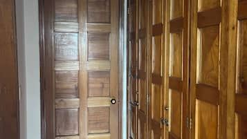 Kamar Double Basic, pemandangan kota | Interior