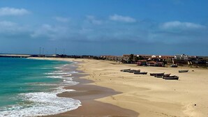 Nära stranden och strandhanddukar