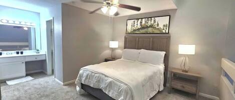 1 chambre, fer et planche Ă repasser, Wi-Fi, draps fournis