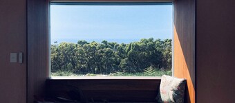 A superbly located House with sublime views over the National Park + ocean