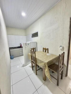 패밀리 아파트, 침실 2개 | 다이닝