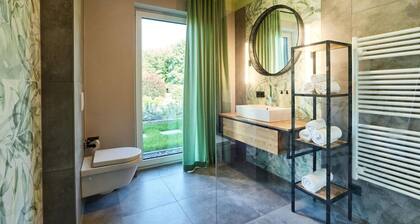 Forstblick-Apartment-Premium-Private Bathroom-Wood