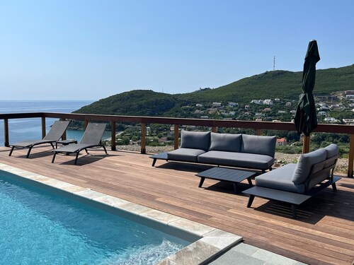 Villa A Roccia entre mer et montagne avec piscine privée