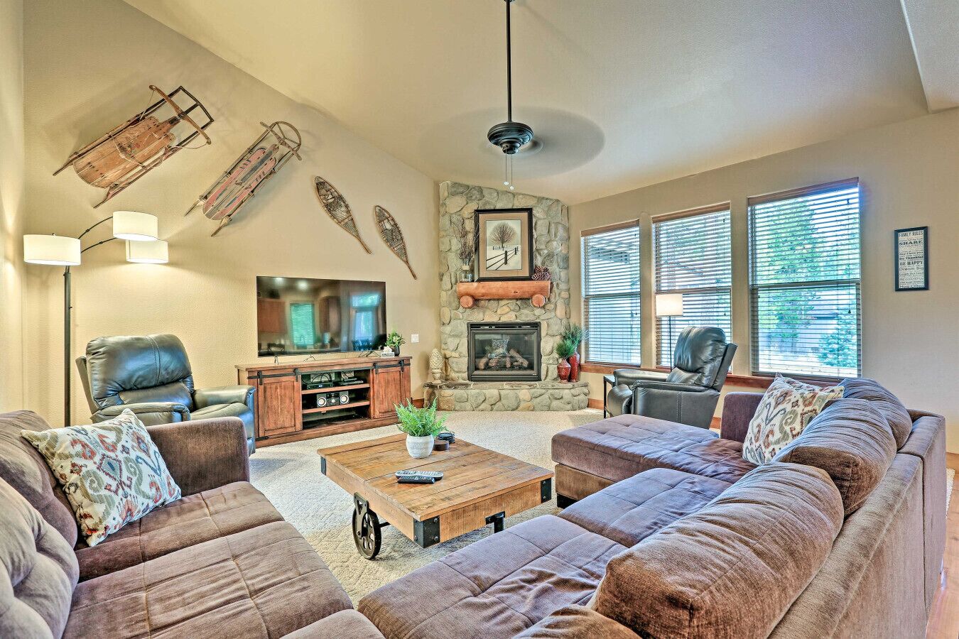 TV, fireplace, table football, ping pong