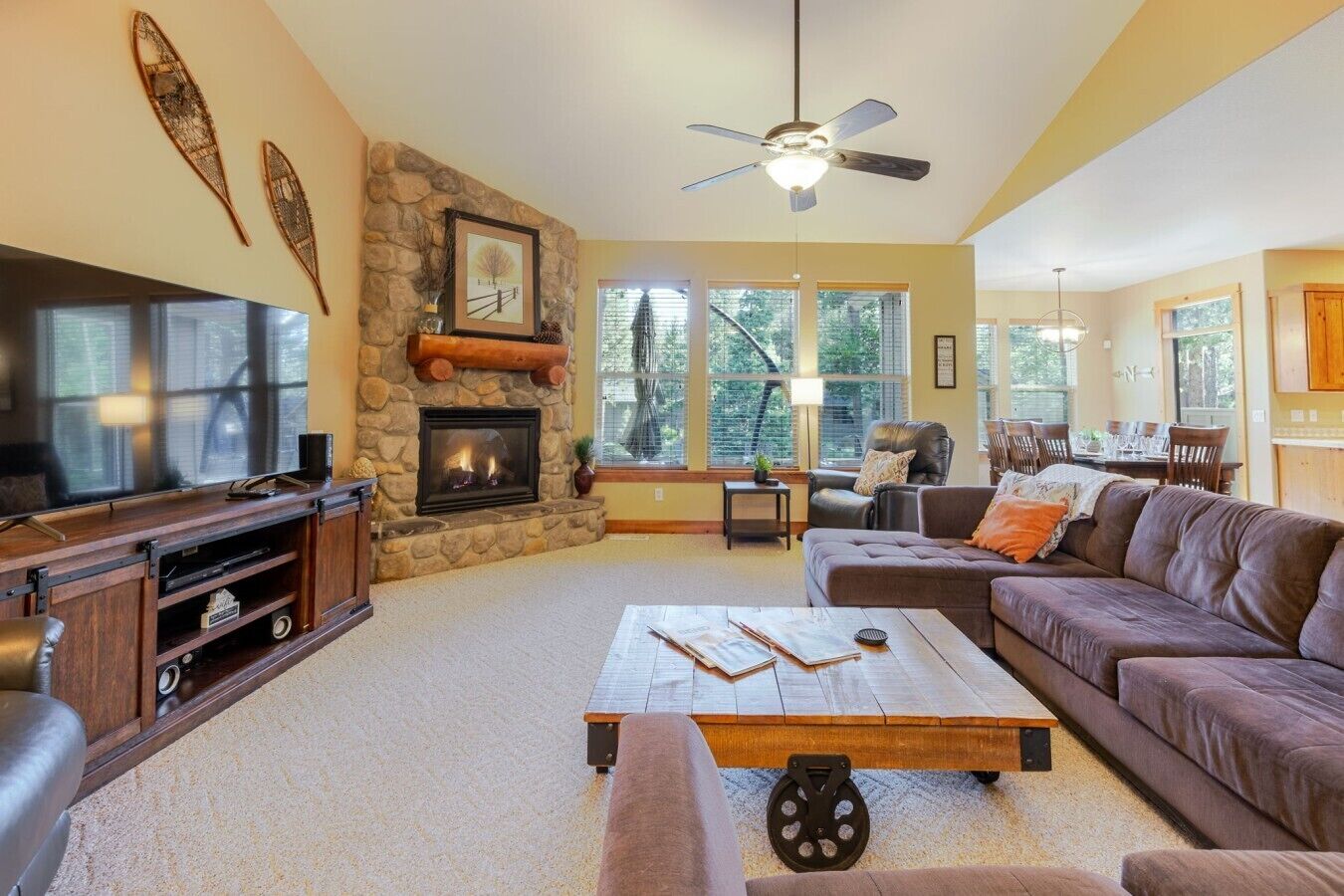 TV, fireplace, foosball, table tennis