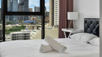 Iron/ironing board, WiFi, bed sheets