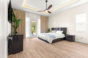 6 slaapkamers, een strijkplank/strijkijzer, gratis wifi, beddengoed