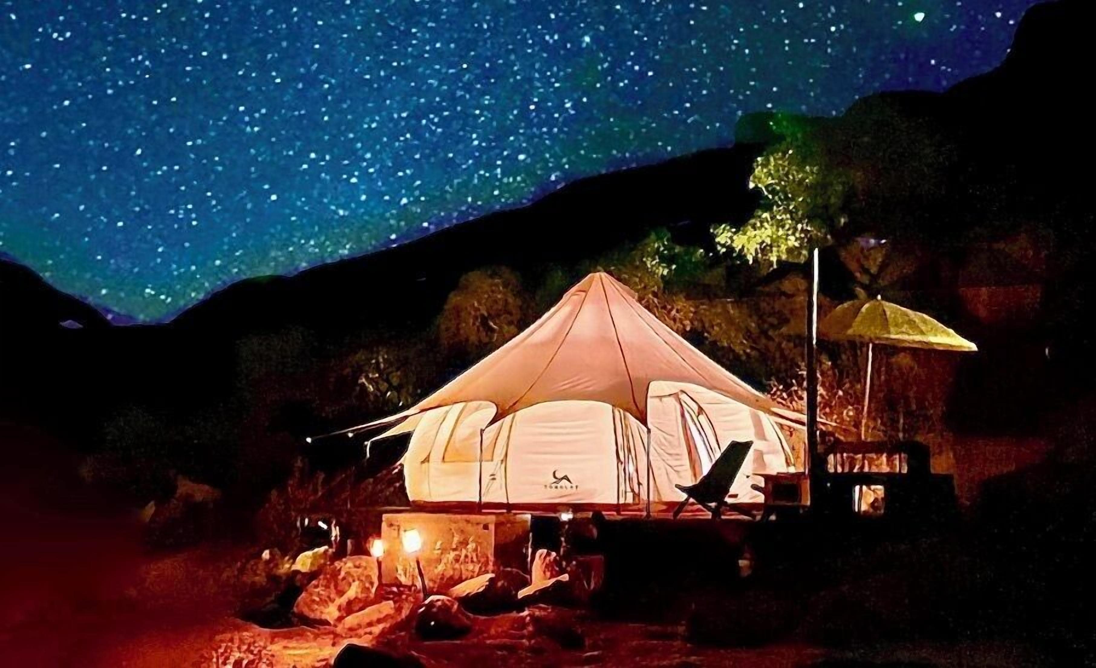 Ecstatic Tent, 1 Queen Bed, Firepit, Sauna, Gym, River View | Free WiFi, bed sheets