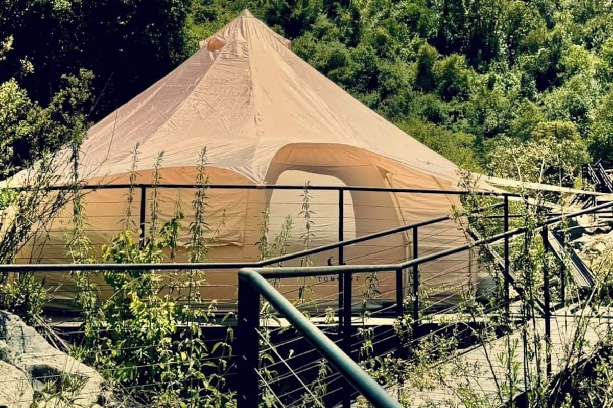 Abundance Tent - Luxury Tent Near Sequoia National Park | Sauna and River View