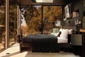 Awake/House Luxury Cabin Near Sequoia National Park | Private Hot Tub + Sauna | 무료 WiFi, 침대 시트