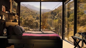 Infinite/House Luxury Cabin Near Sequoia National Park | Private Hot Tub + Sauna