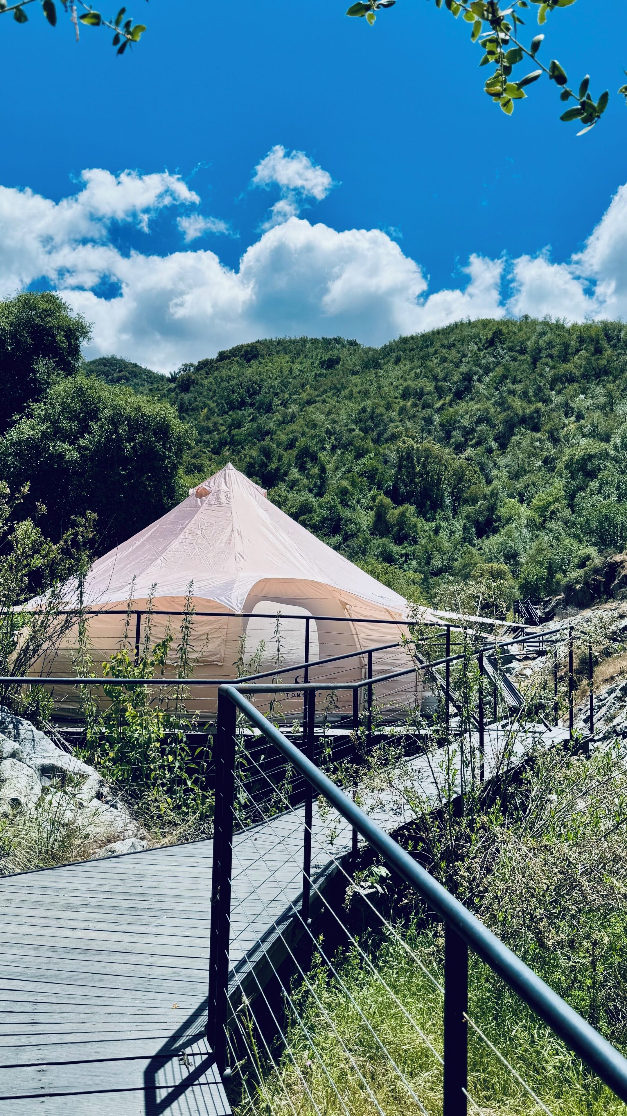 Abundance Tent, 1 Queen Bed,Firepit, Sauna, Gym, River View | Free WiFi, bed sheets