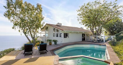 Pacific View Malibu by Avantstay Oceanfront Retreat + Ocean Views