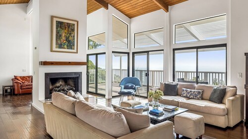Pacific View Malibu by Avantstay Oceanfront Retreat + Ocean Views
