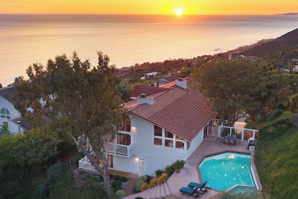 House (4 Bedrooms) | Front of property