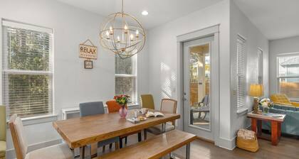 Sea Love by Avantstay Beach Home + Sleeps 16 Mins to Miramar Beach + Community Pool Group Stay