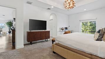 House (4 Bedrooms) | 4 bedrooms, desk, iron/ironing board, bed sheets