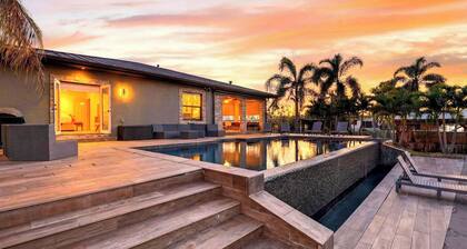 Riverside Veranda by AvantStay | Waterfront Stay + Infinity Pool + Private Dock + Easy Beach Access