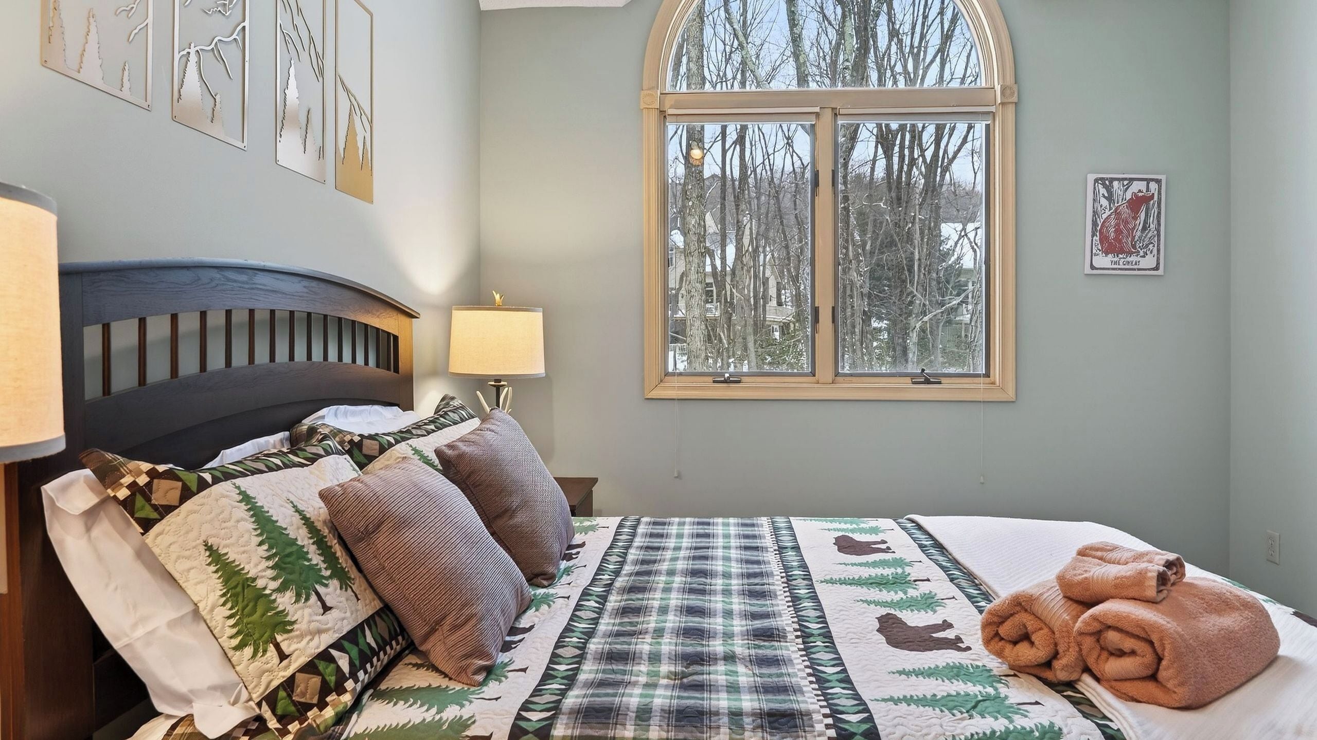 House (4 Bedrooms) | Interior
