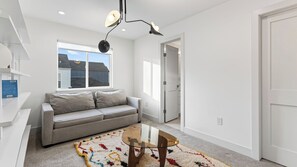 Rumah (4 Bedrooms) | Interior