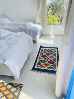 Comfort Twin kamer | Verduisterende gordijnen, geluiddichte muren, gratis wifi