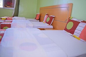 Sistema de insonorización, wifi gratis y ropa de cama 