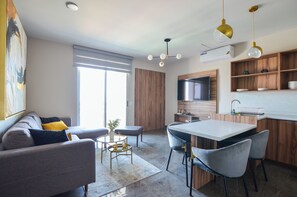 Suite, Balcony, City View | Living area - Puntacero (Monterrey)