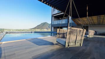 Alberca al aire libre por temporada