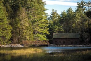 Exterior - Pine Brook Manor (Sparrow Bush)