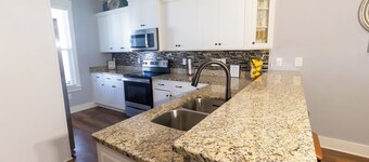 Perfect Masters Week Stay- Spacious Home ONLY 10 Miles from Augusta National