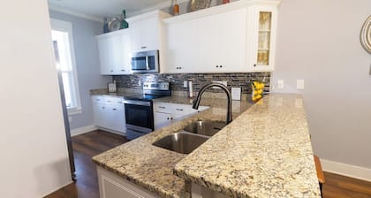 Perfect Masters Week Stay- Spacious Home ONLY 10 Miles from Augusta National