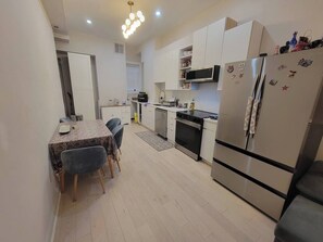 Private kitchen - Entire home Central stay  UMD • Stadiums • Downtown (Baltimore)