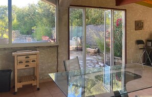 Interior - Lovely home in Caromb (Caromb)