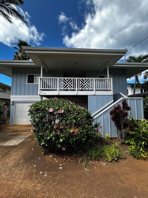 Exterior - Steps from the Beach! Exclusive 3/2.5 home in Poipu. Utilities Included! (Koloa)
