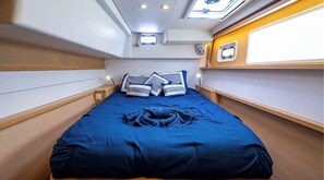 4 bedrooms, WiFi, bed sheets