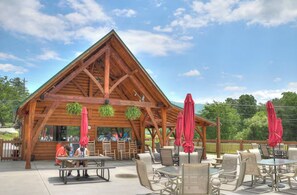 Outdoor dining - 3 bedroom with amazing views, decks, hot tub, billiard, arcade, and three levels (Sevierville)