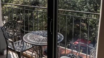 Classic Double Room, City View | Outdoor dining