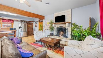 TV, fireplace, offices