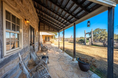 Texas Cowboys & Indians  - Close to Luckenbach