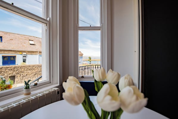 Interior - Serene studio in lovely Howth perfect for relaxing stays (Howth)